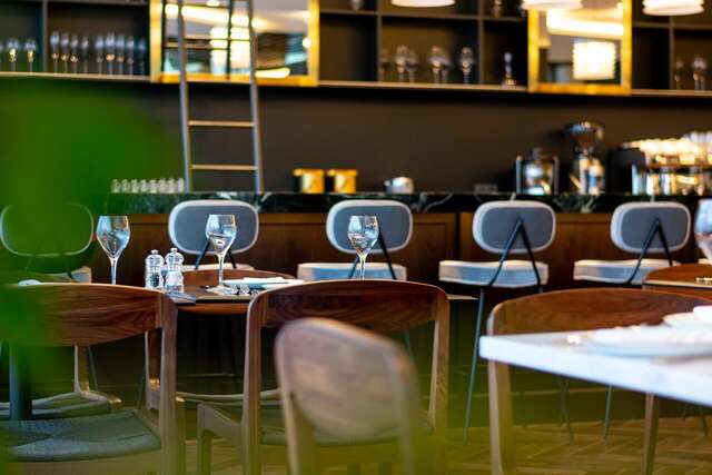 Отель Le Meridien Batumi Батуми-23